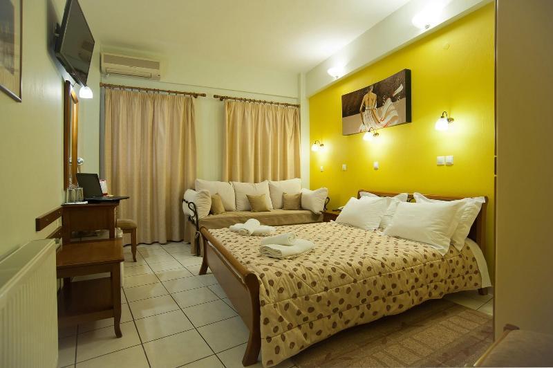 Pitho Hotel Delphi Bagian luar foto