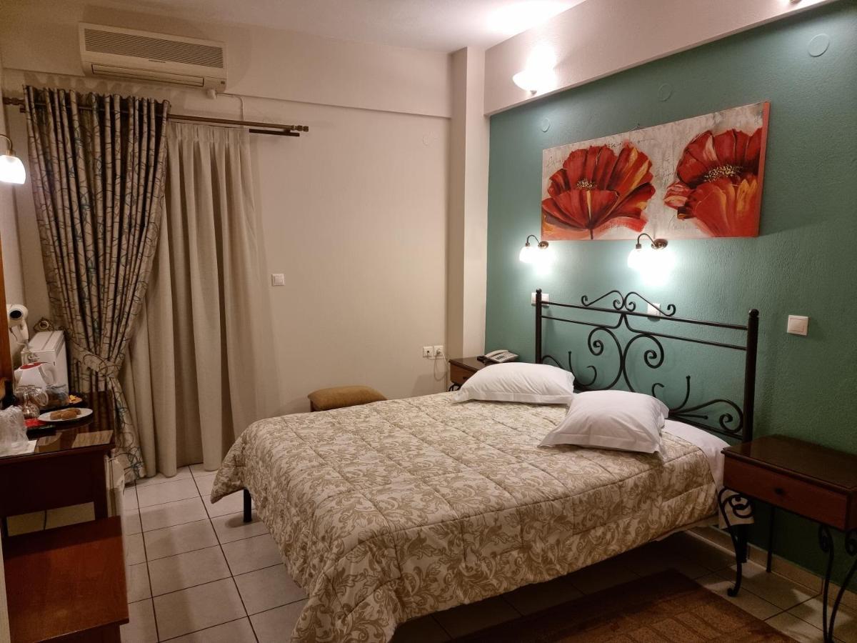 Pitho Hotel Delphi Bagian luar foto