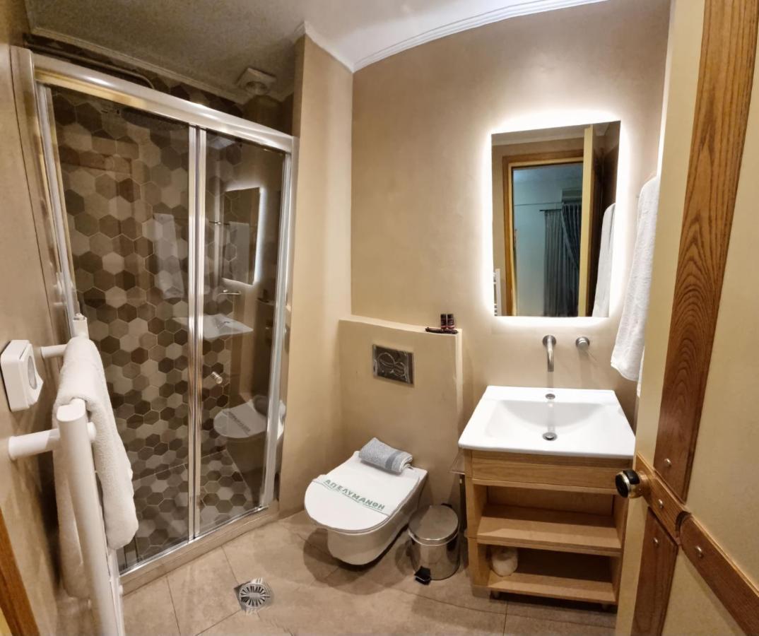 Pitho Hotel Delphi Bagian luar foto