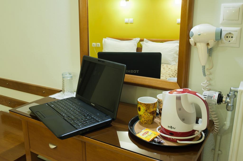 Pitho Hotel Delphi Bagian luar foto